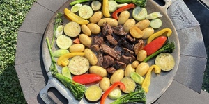 уличный очаг из кирпича (черный огнеупорный кирпич  Montenegro)