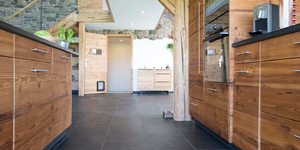 Плитка под камень универсальная для интерьера и экстерьера, для пола и стен. Натуральный черный камень RKS SLATE Сланец Brazil Black Natural (5)