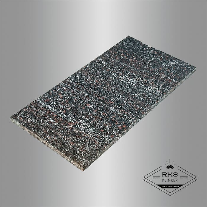 Гранитная плитка Гранатовый амфиболит, Polished в Воронеже