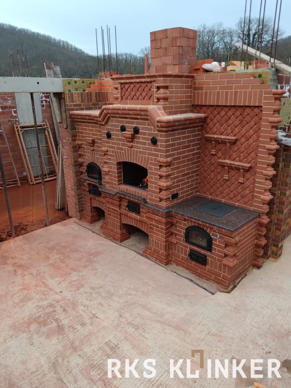 Эстетика и долговечность: облицовка полнотелым керамическим кирпичом