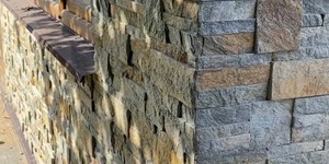 Дом облицованный камнем 3D панели Кварцит Multi Quartz Modern фото (2)