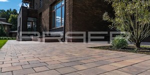 Тротуарная плитка Браер Старый Город Венусбергер Мальва фото благоустройство частного дом (5)
